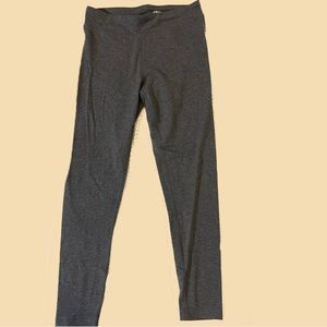 Gray leggings size 4-6